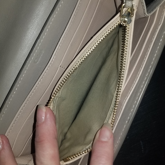 💞Neutral Chloe Long Wallet💞 - Picture 8 of 12